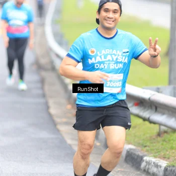 Runner Photo 7026030