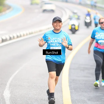 Runner Photo 7026034
