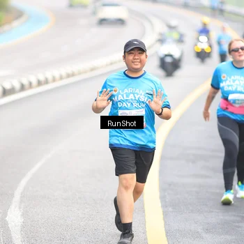 Runner Photo 7026036