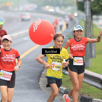 Runner Photo 7026040