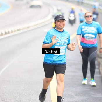 Runner Photo 7026041