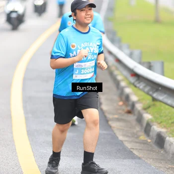 Runner Photo 7026042