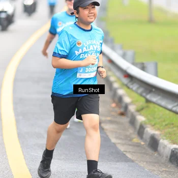 Runner Photo 7026043