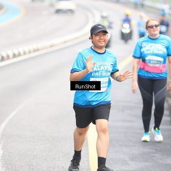 Runner Photo 7026048