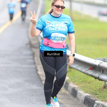Runner Photo 7026055