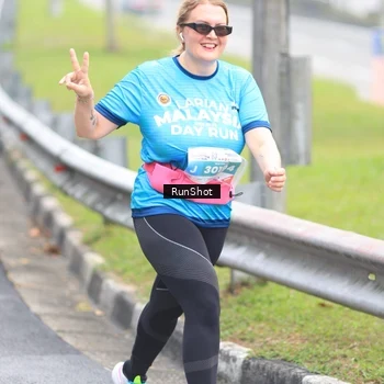 Runner Photo 7026066