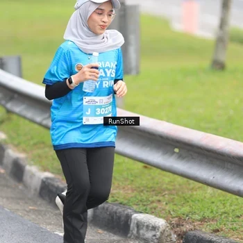 Runner Photo 7026102