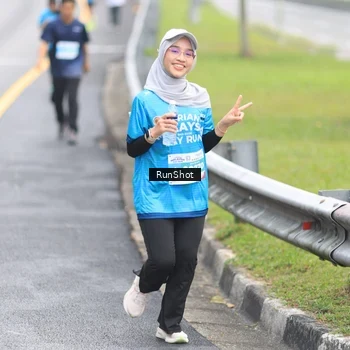Runner Photo 7026104