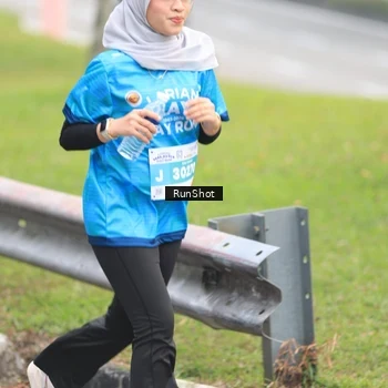 Runner Photo 7026110