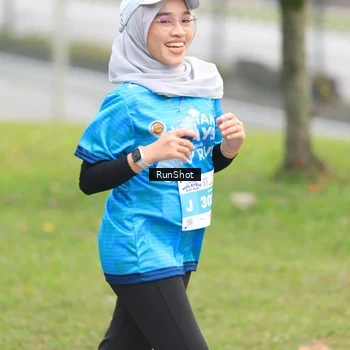 Runner Photo 7026117