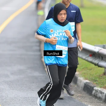 Runner Photo 7026127