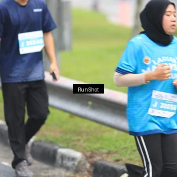 Runner Photo 7026138