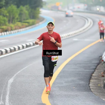 Runner Photo 7026142