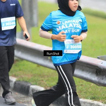 Runner Photo 7026175