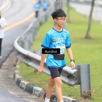 Runner Photo 7026178