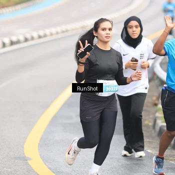 Runner Photo 7026183