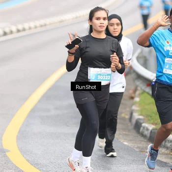 Runner Photo 7026186
