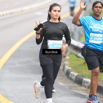 Runner Photo 7026188