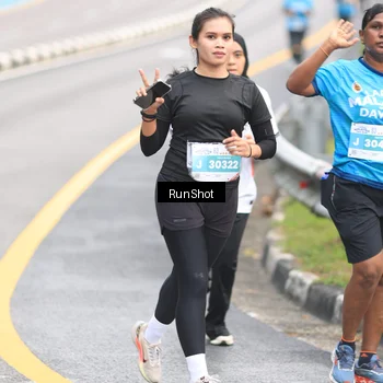 Runner Photo 7026189