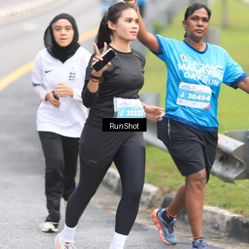 Runner Photo 7026191