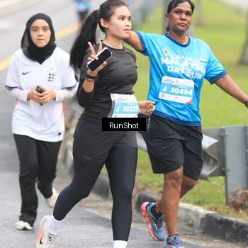 Runner Photo 7026192