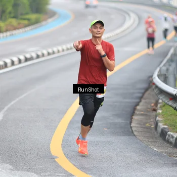 Runner Photo 7026198
