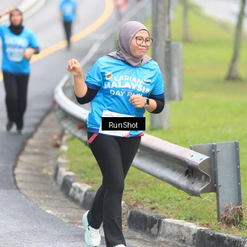 Runner Photo 7026217