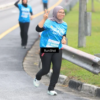 Runner Photo 7026218