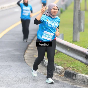 Runner Photo 7026221