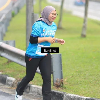Runner Photo 7026223