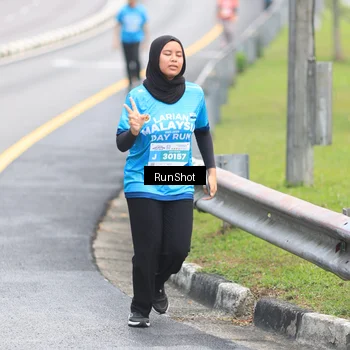 Runner Photo 7026234