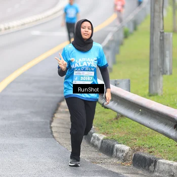 Runner Photo 7026237