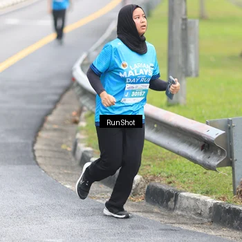 Runner Photo 7026244
