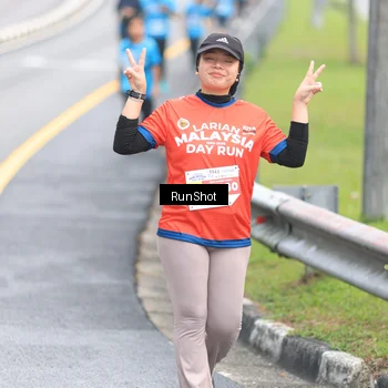 Runner Photo 7026272
