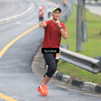 Runner Photo 7026290