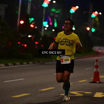 Runner Photo 7026340