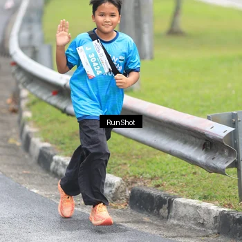 Runner Photo 7026355