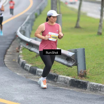 Runner Photo 7026358