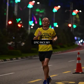 Runner Photo 7026364