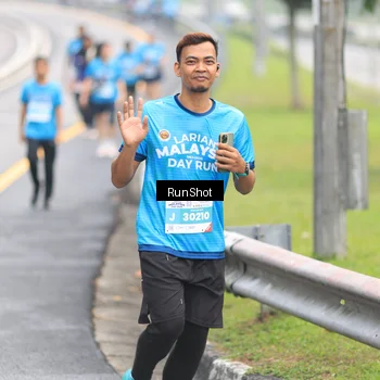 Runner Photo 7026368