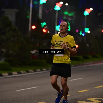 Runner Photo 7026371