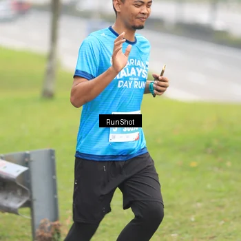 Runner Photo 7026374