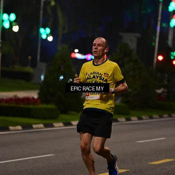 Runner Photo 7026380