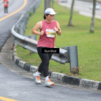 Runner Photo 7026381