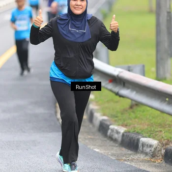 Runner Photo 7026396