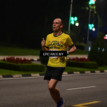 Runner Photo 7026403