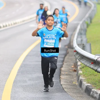 Runner Photo 7026428
