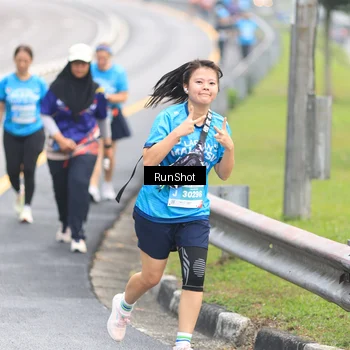 Runner Photo 7026484