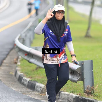 Runner Photo 7026537