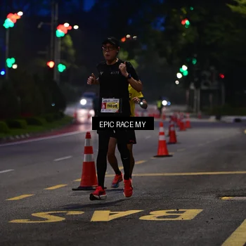 Runner Photo 7026559